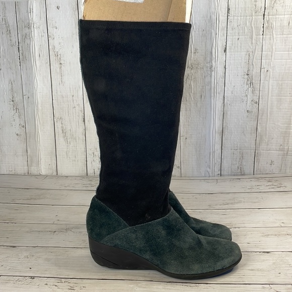 Rockport Waterproof Suede and Fabric Navy Blue and Black Knee High Wedge Boots - Picture 4 of 15